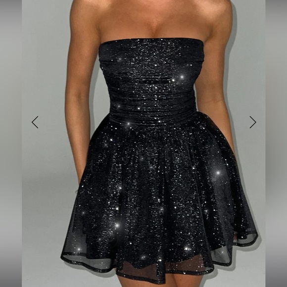 New sparkly strapless black mini dress - Picture 3 of 3